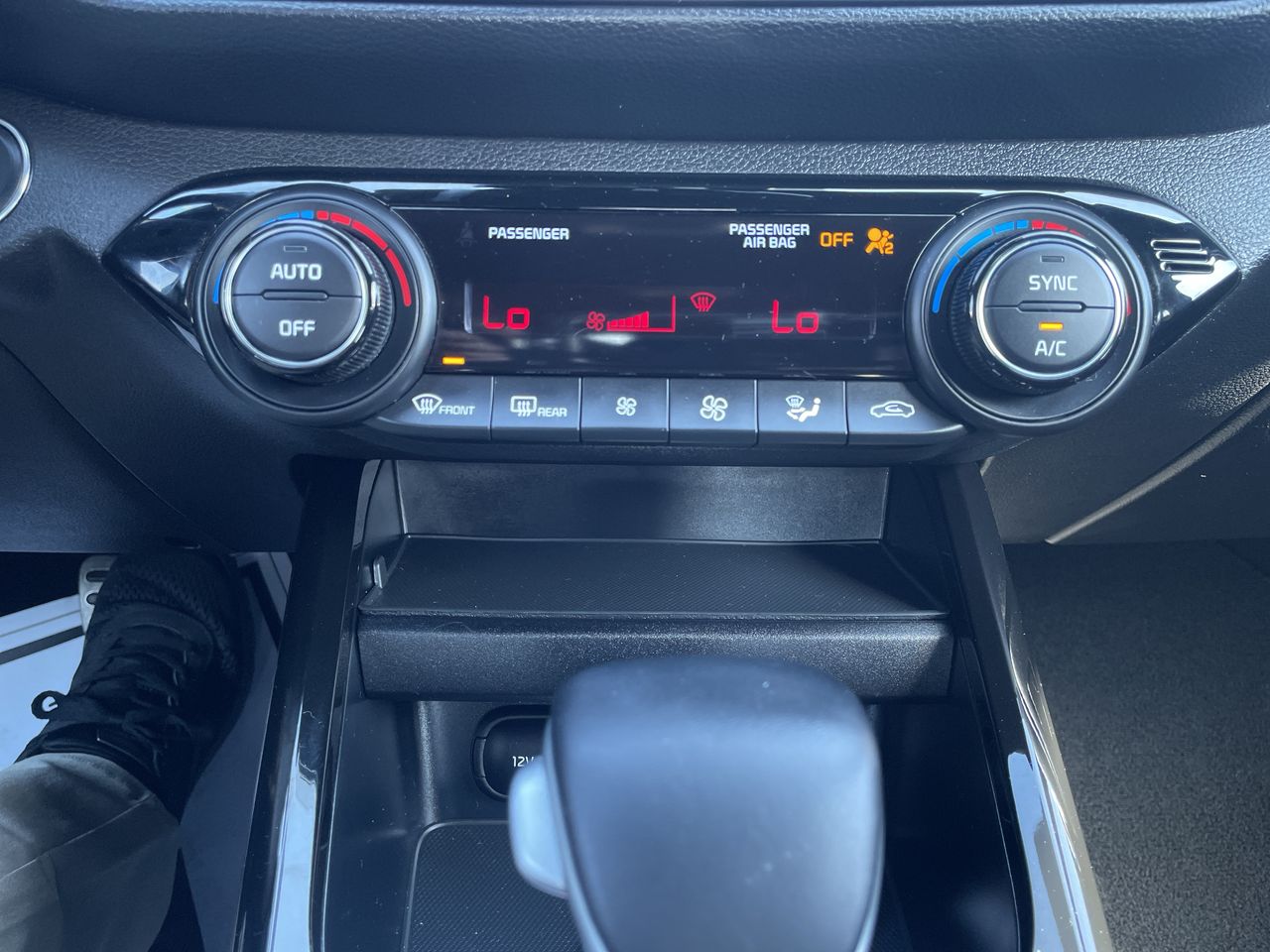 2023 Kia Forte GT-Line - Photo 15