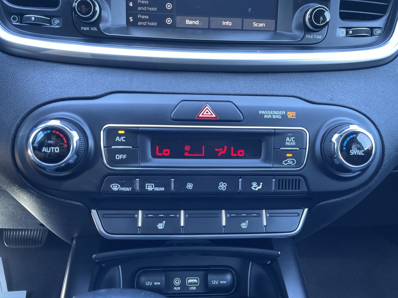 2019 Kia Sorento S - Photo 16