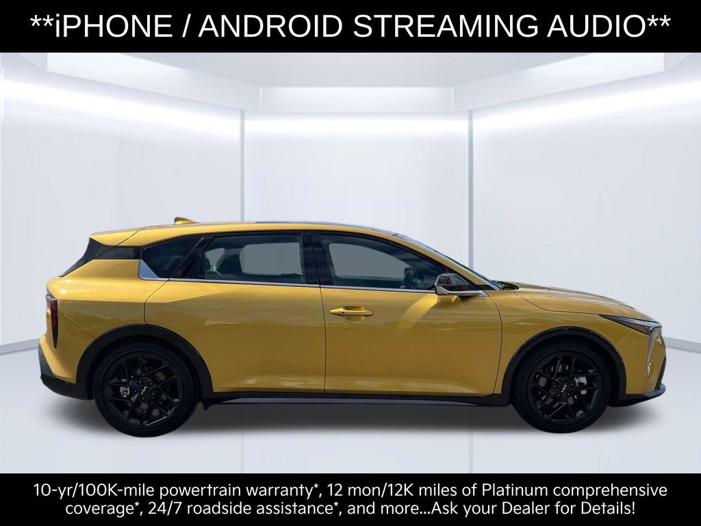 2026 Kia K4 GT-Line Turbo - Photo 8