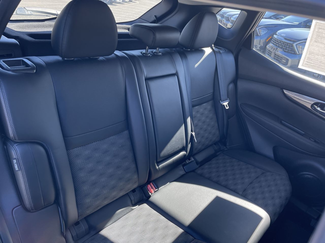 2022 Nissan Rogue Sport SV - Photo 21