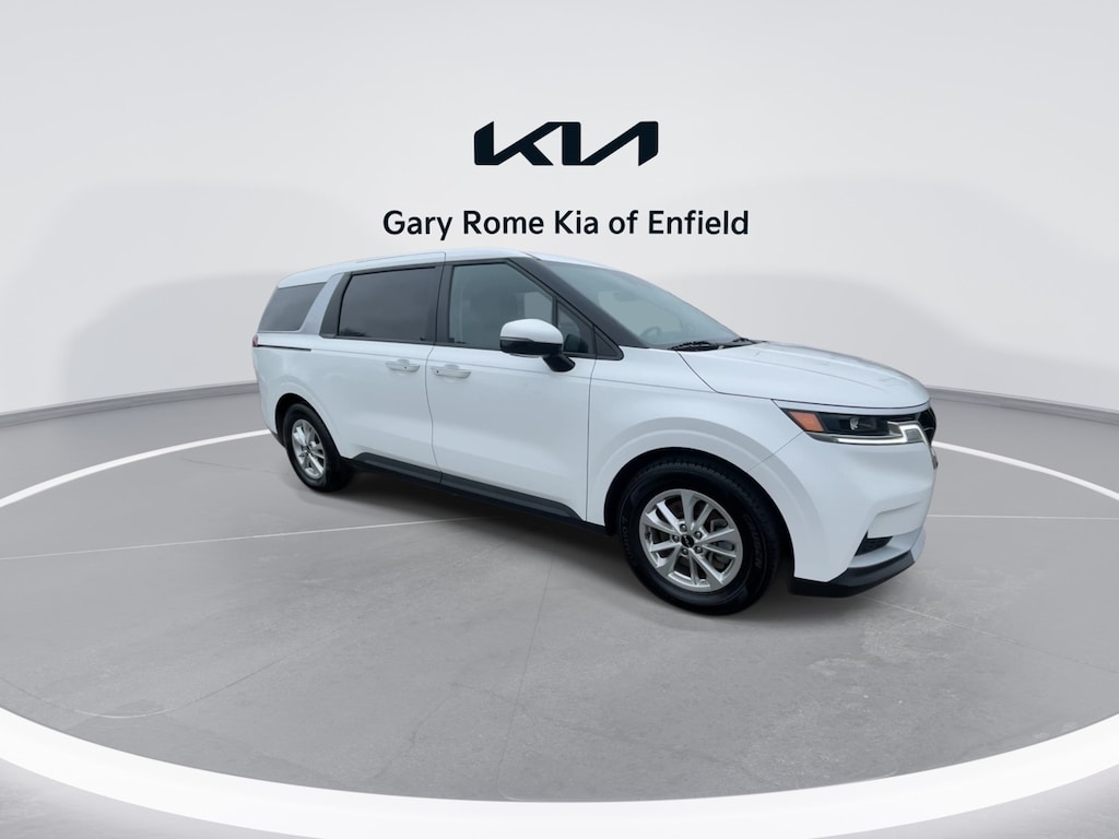 Used 2024 Kia Carnival LX Minivan/Van