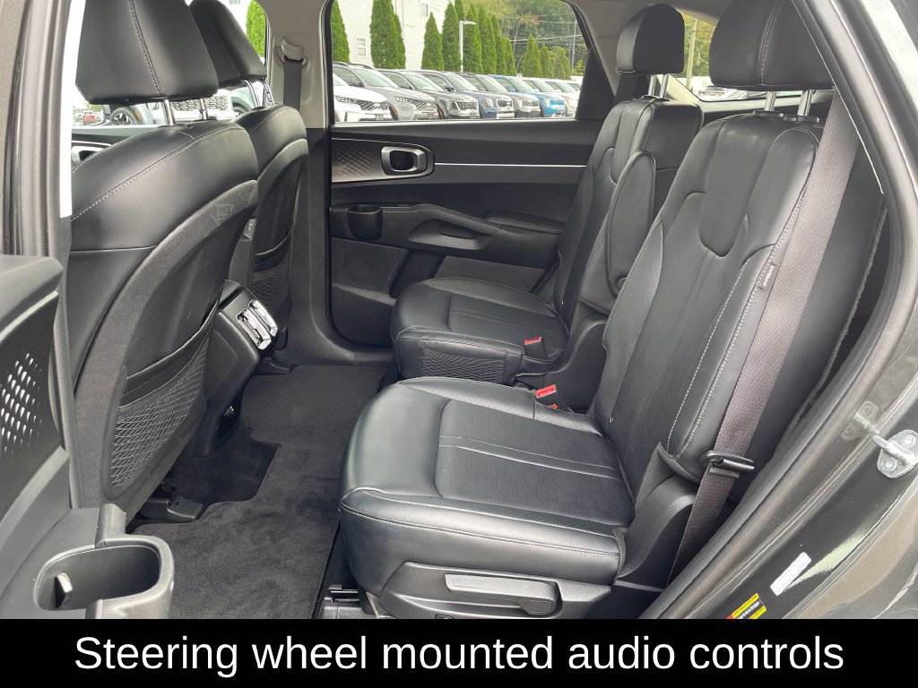 2025 Kia Sorento EX Hybrid - Photo 24