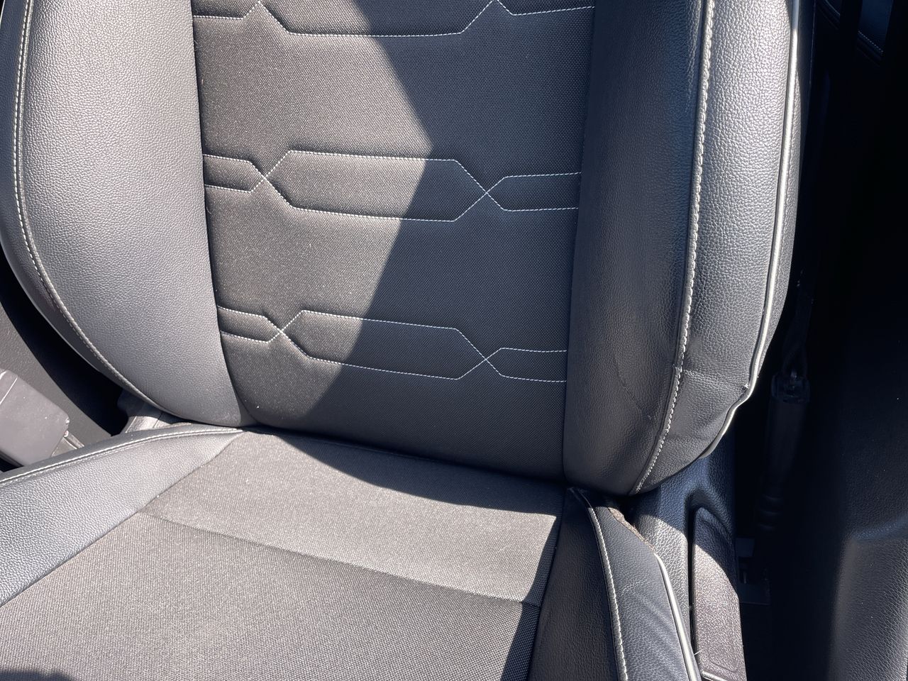 2023 Kia Forte GT-Line - Photo 18
