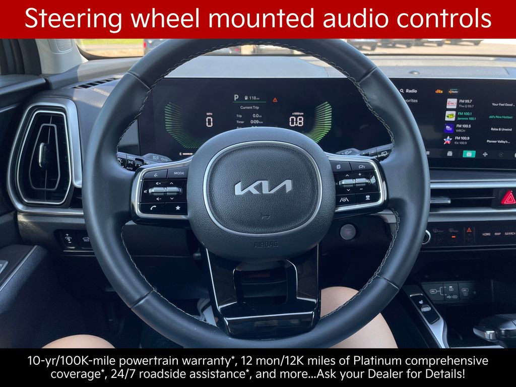 2025 Kia Sorento EX - Photo 22