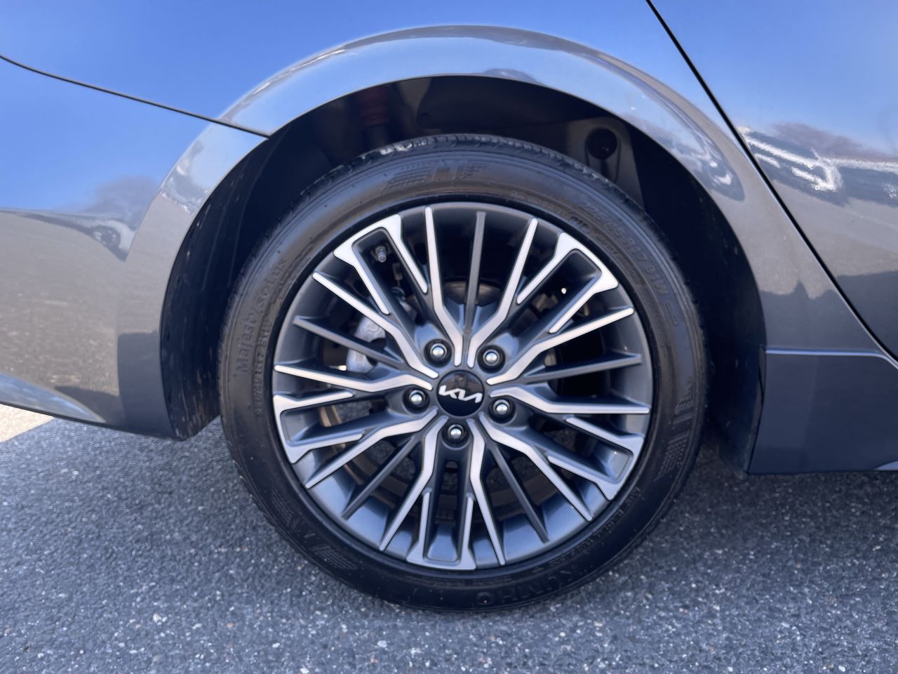 2023 Kia Forte GT-Line - Photo 10