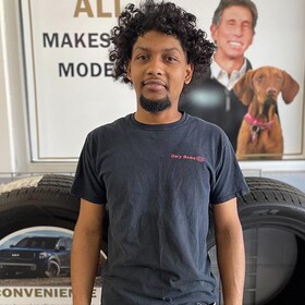 Staff member Noel Delrio from ID_1a08a485e84d