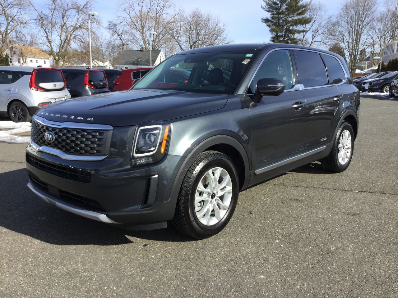 2020 Kia Telluride LX - Photo 4