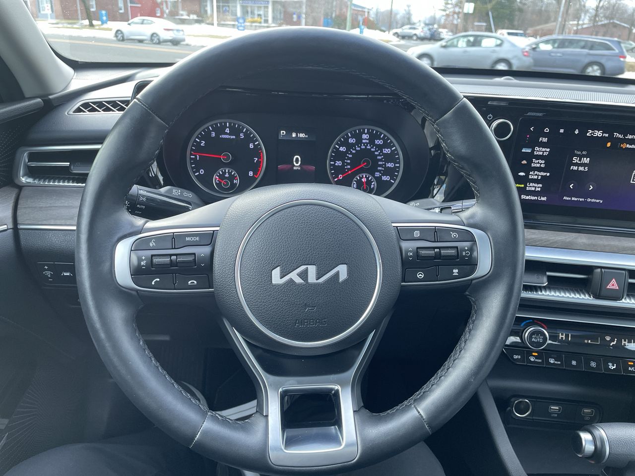 2024 Kia K5 EX - Photo 18