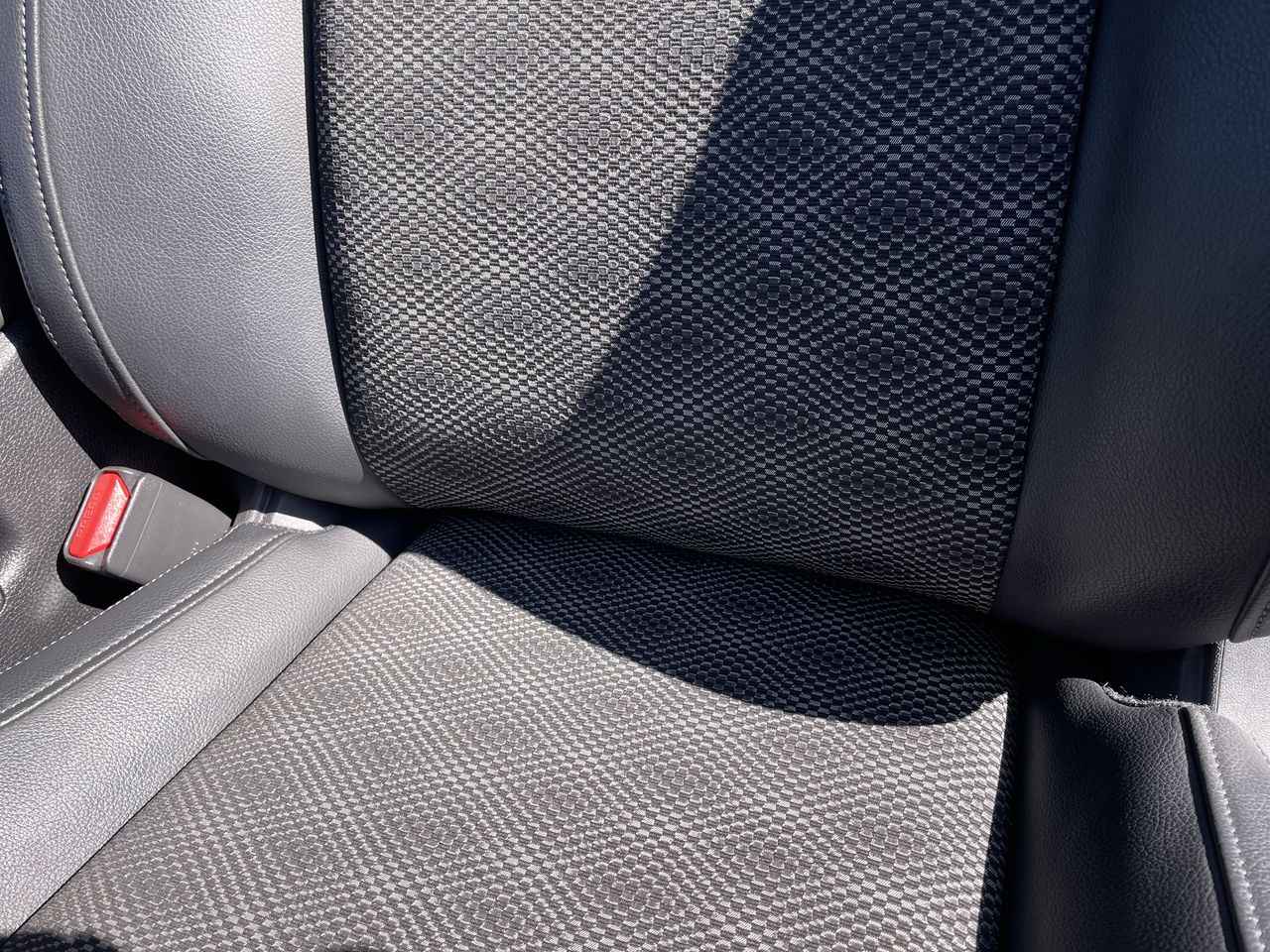 2022 Nissan Rogue Sport SV - Photo 19
