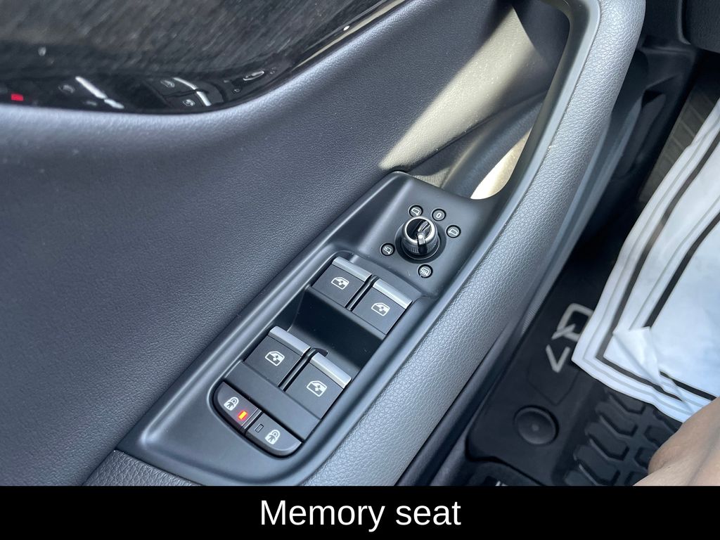 2025 Audi Q7 Premium - Photo 20