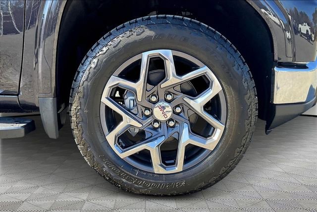 2026 GMC Sierra 1500 SLT - Photo 13