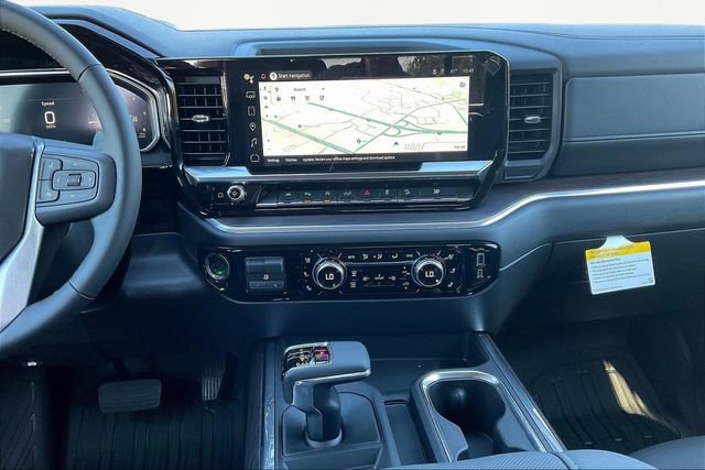 2026 GMC Sierra 1500 SLT - Photo 8