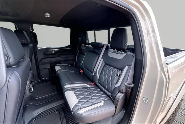 2026 GMC Sierra 1500 AT4 - Photo 10