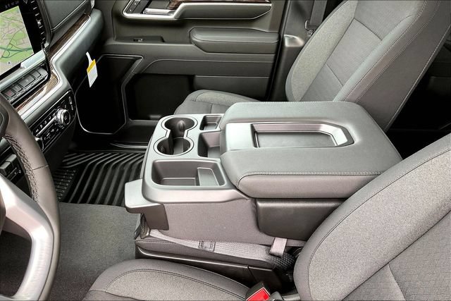 2026 GMC Sierra 3500HD SLE - Photo 9