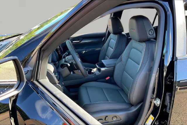 2027 GMC Terrain AT4 - Photo 10