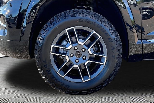 2027 GMC Terrain AT4 - Photo 13