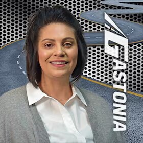 Staff member Holly Bramwell from ID_c8fd70
