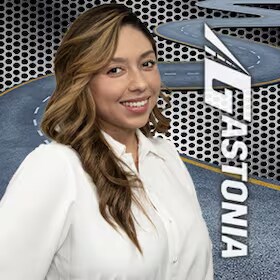Staff member Angie Hernandez from ID_74906b