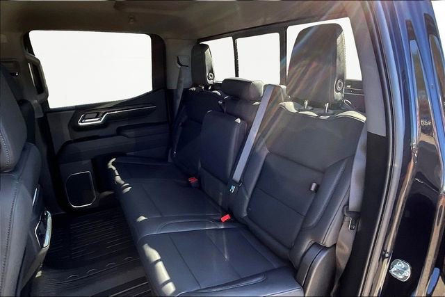 2026 GMC Sierra 1500 SLT - Photo 11