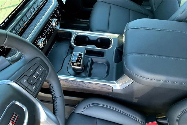 2026 GMC Sierra 1500 SLT - Photo 9