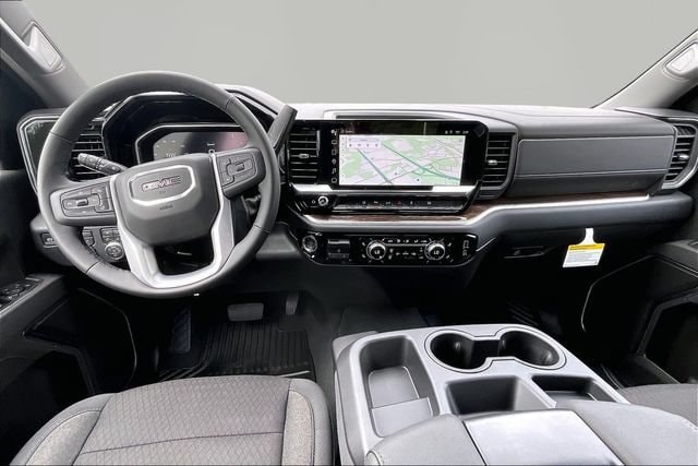 2026 GMC Sierra 3500HD SLE - Photo 6
