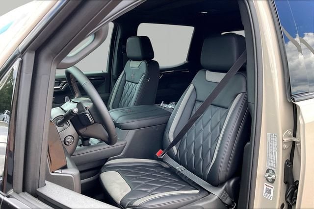 2026 GMC Sierra 1500 AT4 - Photo 9