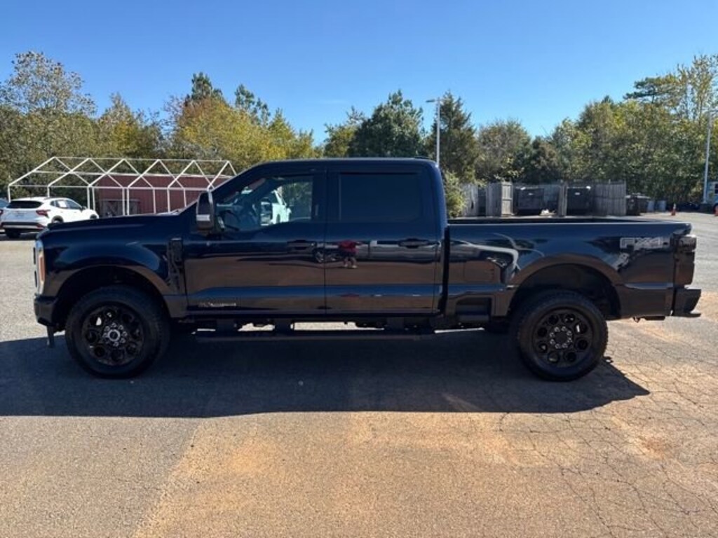 Used 2023 Ford F-250 Lariat Truck