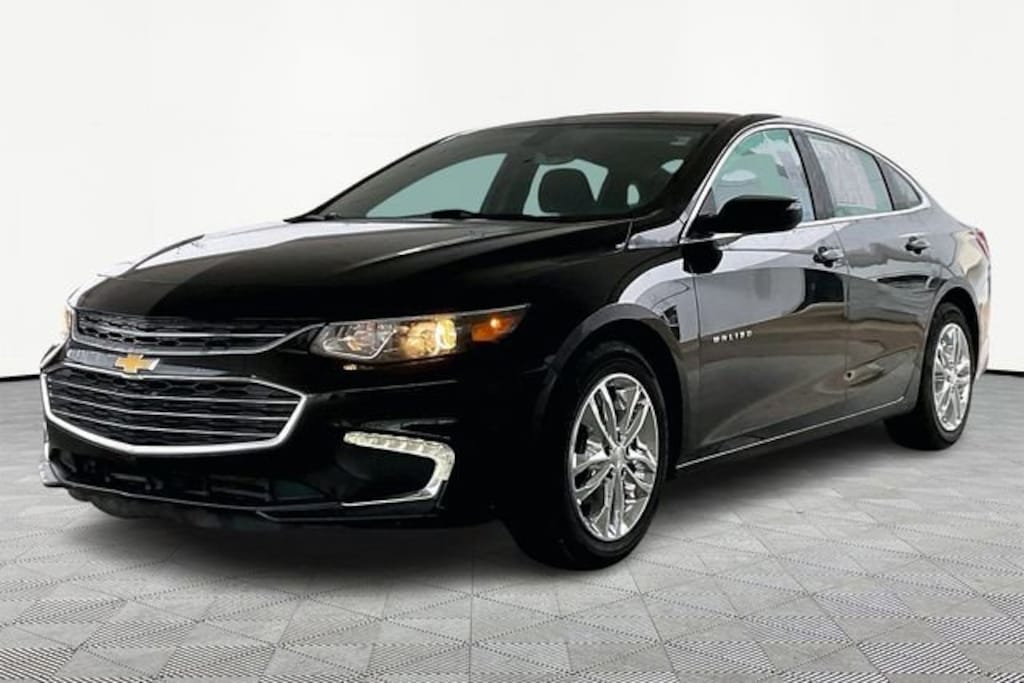Used 2018 Chevrolet Malibu LT Car