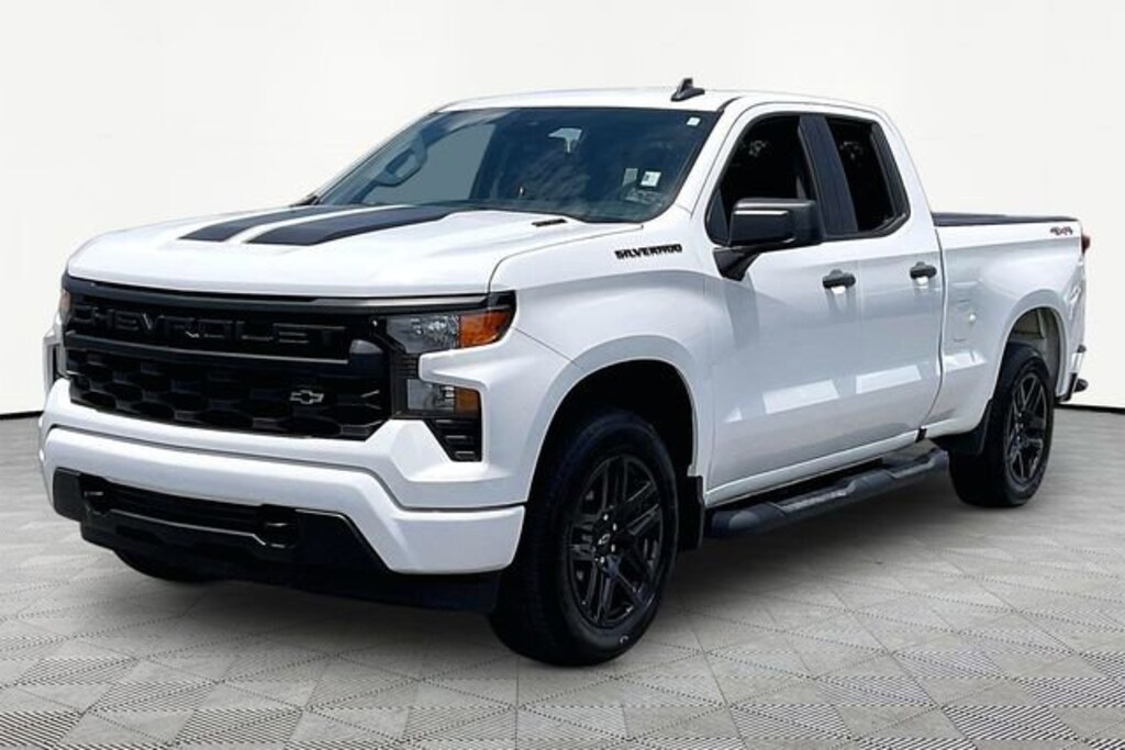 Used 2025 Chevrolet Silverado 1500 Custom Truck
