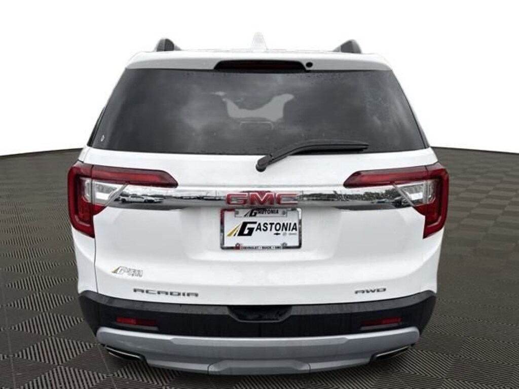Used 2023 GMC Acadia SLT SUV