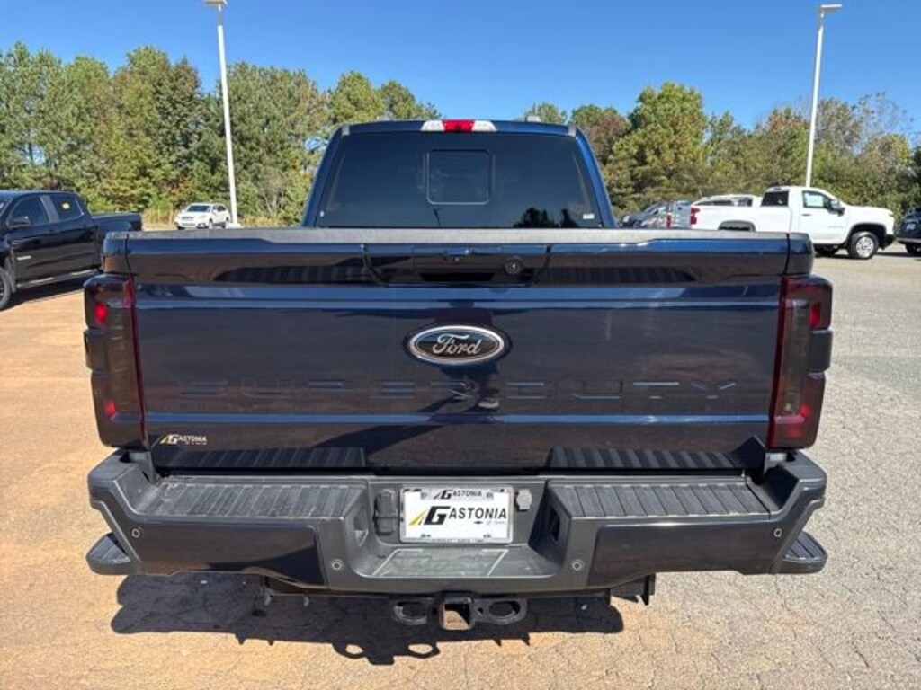 Used 2023 Ford F-250 Lariat Truck