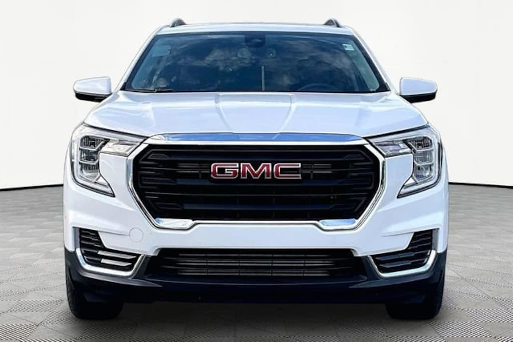 Used 2022 GMC Terrain SLE SUV
