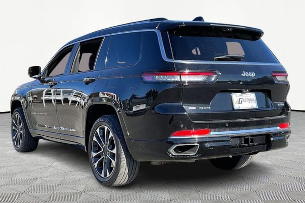 Used 2023 Jeep Grand Cherokee L Overland 4x4 SUV