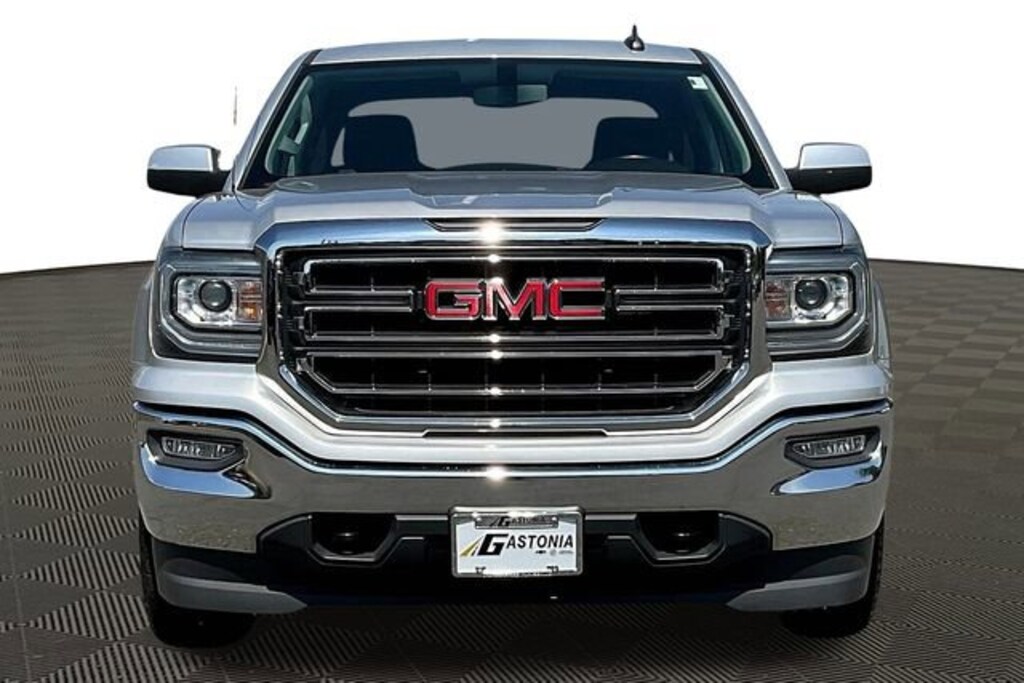Used 2018 GMC Sierra 1500 SLE Truck