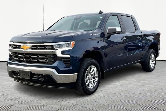 2023 Chevrolet Silverado 1500 LT photo 3