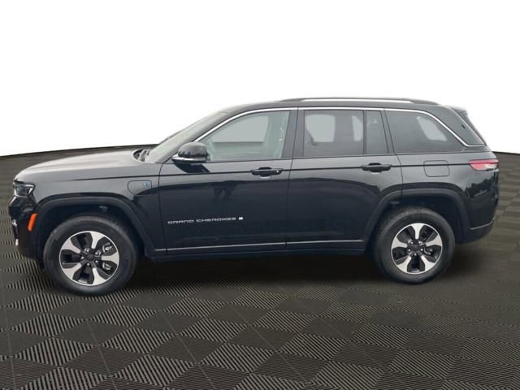 Used 2023 Jeep Grand Cherokee 4xe 4DR 4WD SUV