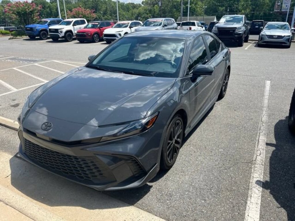 Used 2025 Toyota Camry SE Sedan