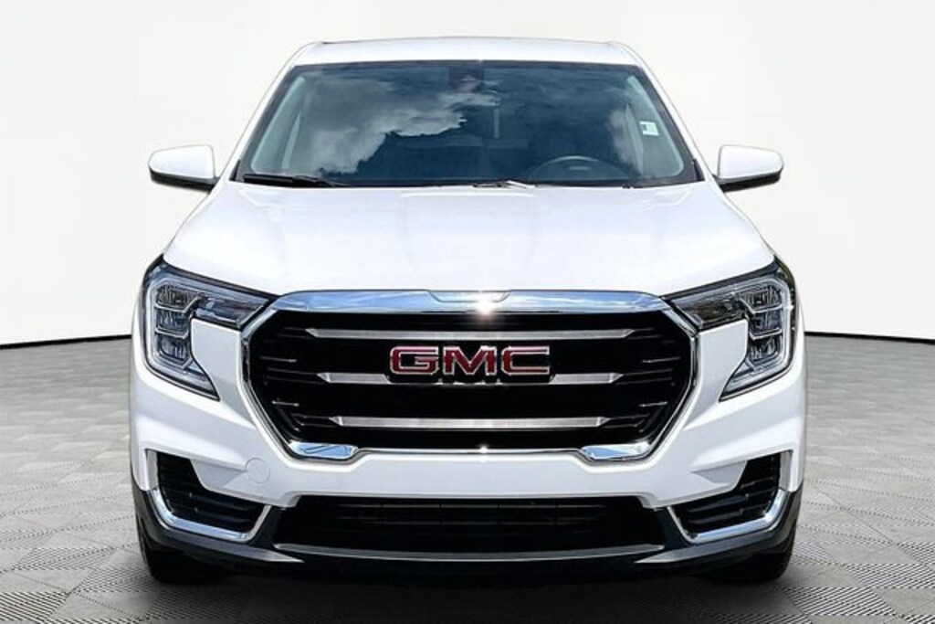 Used 2024 GMC Terrain SLE SUV
