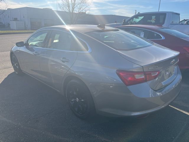 2023 Chevrolet Malibu 1LT photo 3