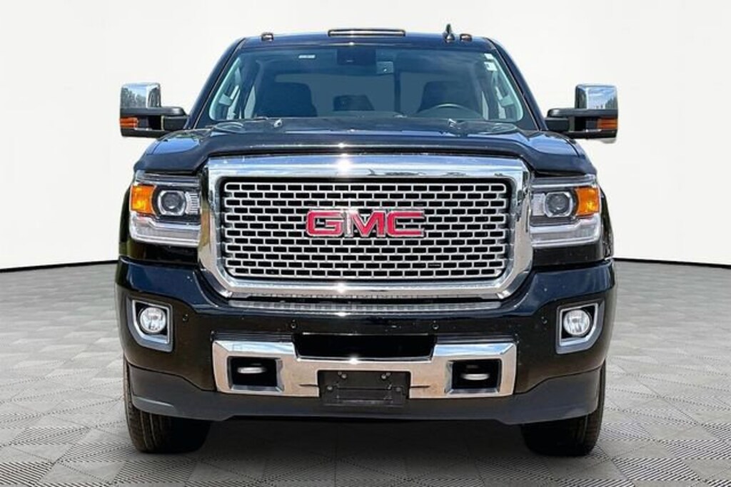 Used 2015 GMC Sierra 2500 HD Denali Truck