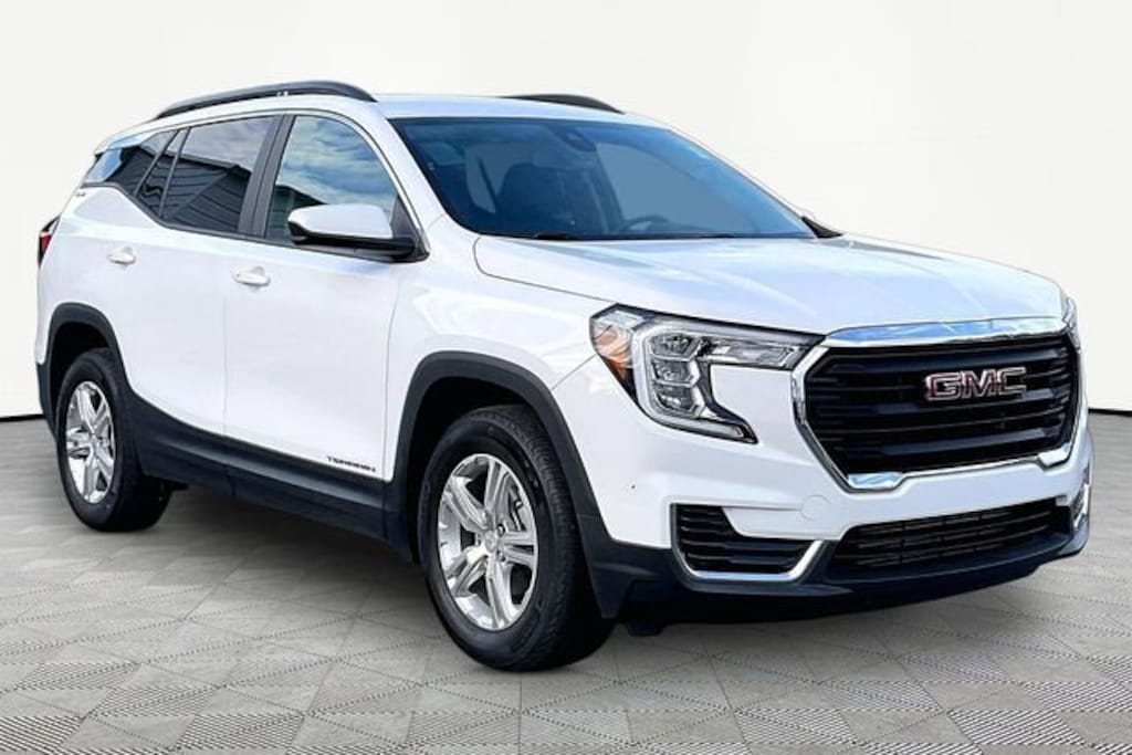 Used 2022 GMC Terrain SLE SUV