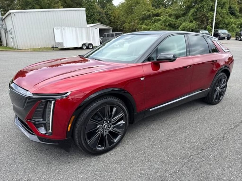 New 2026 CADILLAC LYRIQ Signature Sport SUV
