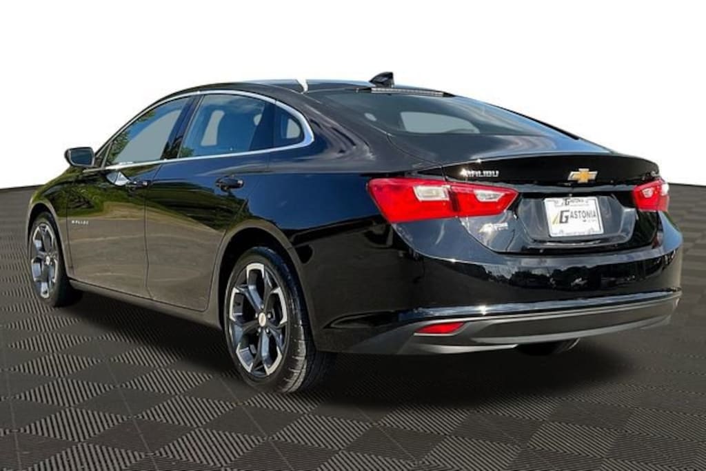 Used 2023 Chevrolet Malibu LT Car