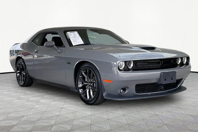 2023 Dodge Challenger R/T's photo