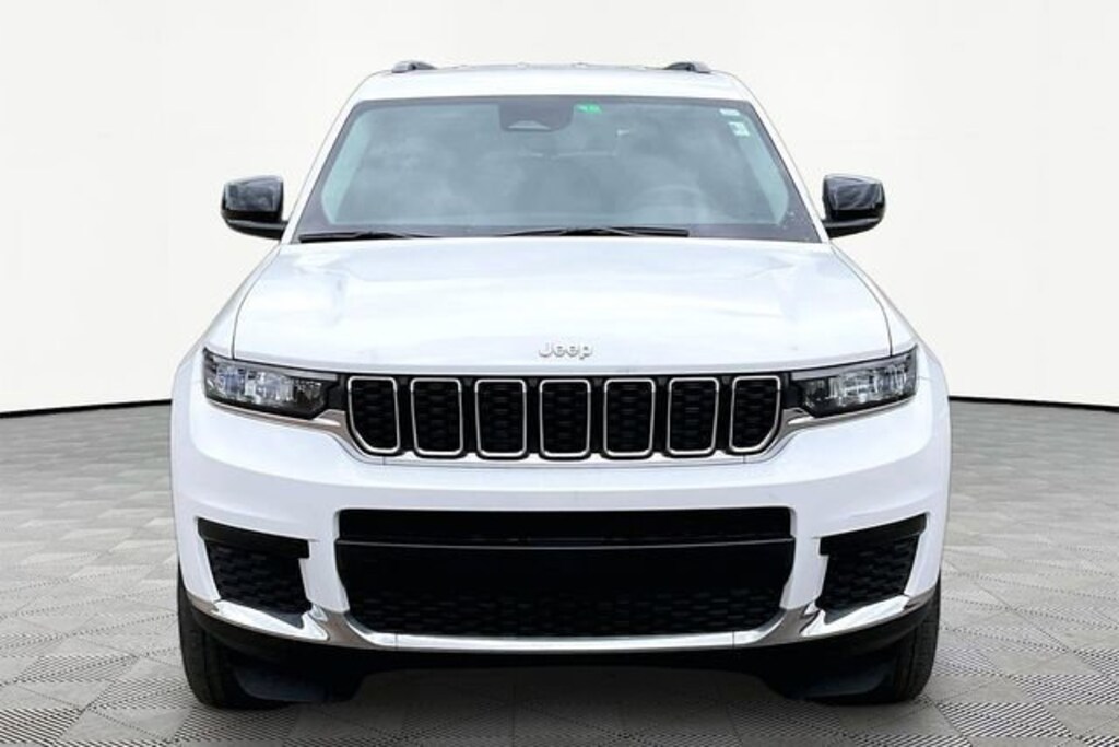 Used 2023 Jeep Grand Cherokee L Laredo 4x2 SUV