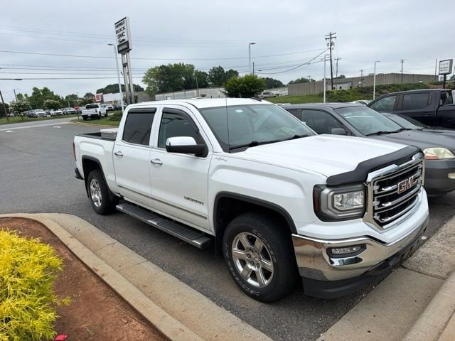 2018 GMC Sierra 4WD Crew Cab Short Box SLT's photo