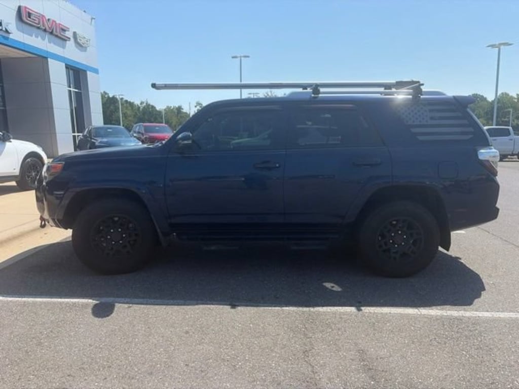 Used 2018 Toyota 4Runner SR5 SUV
