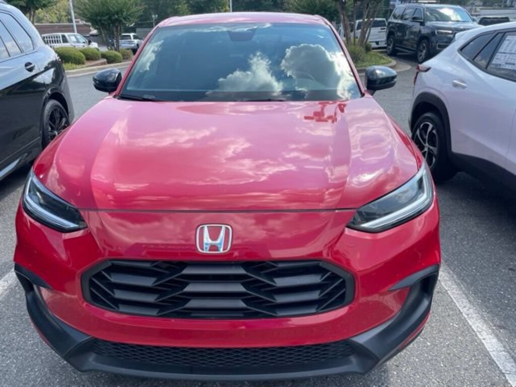 Used 2025 Honda HR-V 2WD Sport SUV