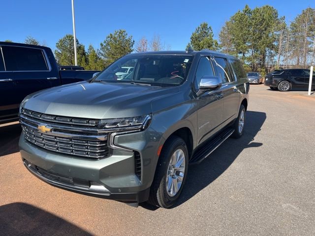 2023 Chevrolet Suburban Premier photo 3