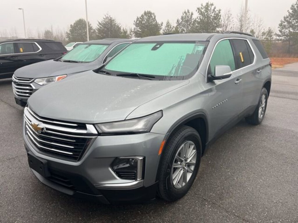 Used 2023 Chevrolet Traverse LT Cloth SUV